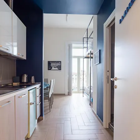 Station Housing By Dimorra Aparthotel Naples